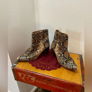 Leopard skin boots 8.5